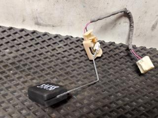 Фото запчасти датчик уровня топлива Toyota Ractis 2006 контрактная запчасть Запчасть датчик уровня топлива Toyota Ractis 2006