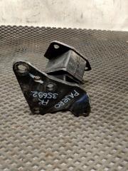 Запчасть опора двигателя правая правая Mitsubishi Pajero 1996