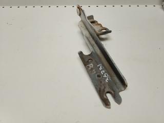 Запчасть петля капота левая левая Mazda Familia 2001