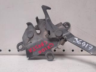 Запчасть замок капота Toyota Cresta 1999