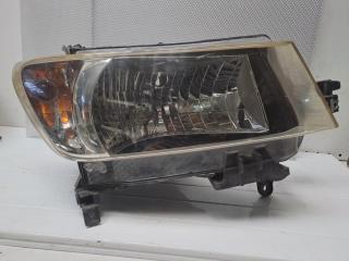 Запчасть фара правая правая Toyota bB 2006