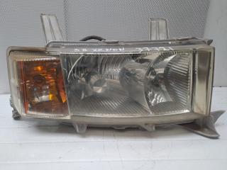 Запчасть фара правая правая Toyota bB 2003
