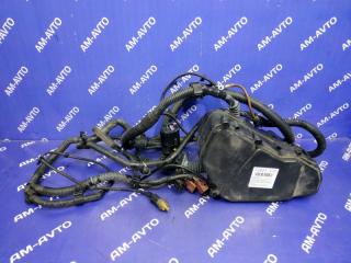 Коса под капотом VOLKSWAGEN TOUAREG 2010