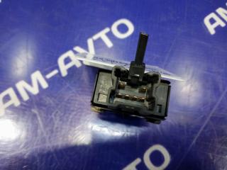 Кнопка подогрева сидений левая INFINITI QX56 Z62 VK56VD Кнопка подогрева сидений левая INFINITI QX56 Z62 VK56VD