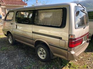 Дверь задняя левая TOYOTA HIACE 1995