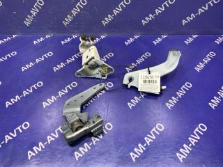 Ролик двери сдвижной задний левый TOYOTA ALPHARD 2010