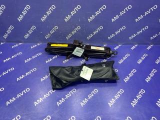 Домкрат TOYOTA ALPHARD 2010