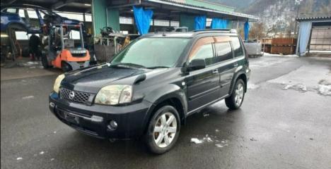 Крышка двигателя декоративная NISSAN X-TRAIL 2005