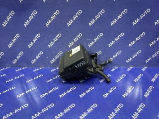 Блок предохранителей под капотом TOYOTA VISTA 1998