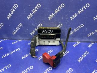 Блок предохранителей под капотом NISSAN X-TRAIL 2002