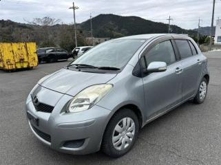 Бачок стеклоомывателя TOYOTA VITZ 2010 контрактная Бачок стеклоомывателя TOYOTA VITZ 2010