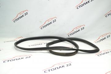 Уплотнительная резинка багажника Nissan Teana 2008
