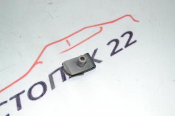 Запчасть крепление подкрылка Toyota Corolla 2002