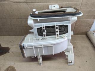 Корпус моторчика печки Toyota Corona Premio 2001 контрактная Корпус моторчика печки Toyota Corona Premio 2001