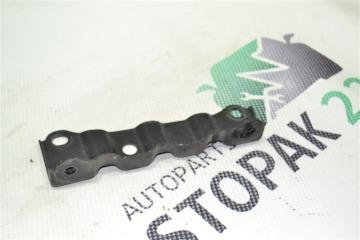 Крепление площадки аккумулятора Toyota Corolla 2003