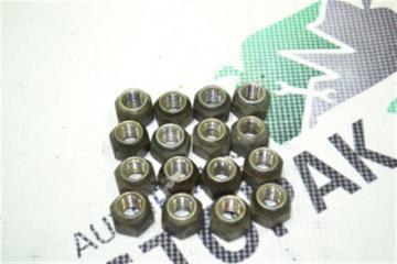 Гайка на колесо Toyota Allex 2001