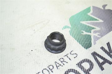 Гайка ступици Toyota Corolla 2002