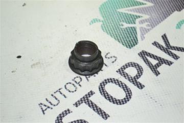 Гайка ступици Toyota Runx 2001