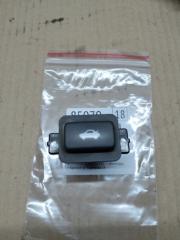Кнопка открывания багажника Honda Accord 2009