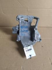 Кронштейн компрессора Subaru Forester 2002