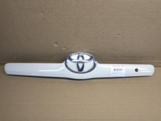 Накладка крышки багажника Toyota Camry 2007