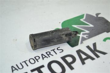 Запчасть амортизатор бардачка Toyota Corolla Runx 2003
