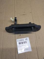 Запчасть ручка двери багажника Mazda Premacy 2003