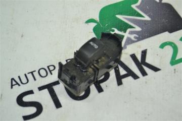 Кнопка стеклоподъемника Toyota Runx 2004