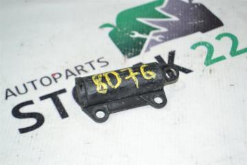 Запчасть амортизатор бардачка Toyota Corolla 2001