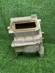 Корпус моторчика печки Suzuki Escudo 1998 контрактная Корпус моторчика печки Suzuki Escudo 1998