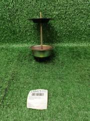 Крепление запасного колеса Toyota Windom 1999