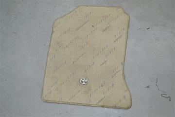 Коврик салона передний левый Toyota Corolla/Fielder/Allex/Runx 2000-2006