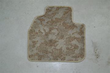 Коврик салона задний правый Toyota Corolla/Fielder/Allex/Runx 2000-2006