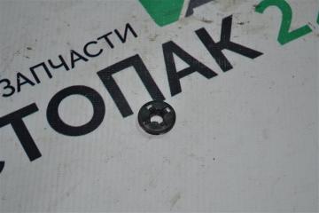 Кронштейн опоры капота Toyota Corolla 2003
