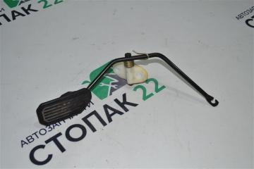 Педаль газа Toyota Runx 2003 контрактная Педаль газа Toyota Runx 2003