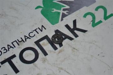 Кронштейн опоры капота Toyota Fielder 2004