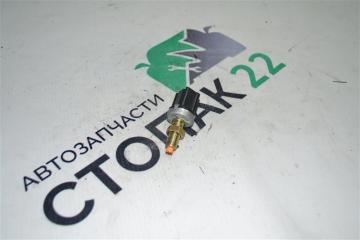 Фото запчасти концевик педали тормоза Toyota Allex 2004 контрактная запчасть Запчасть концевик педали тормоза Toyota Allex 2004