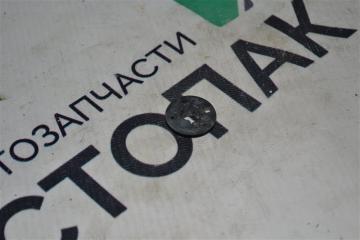 Кронштейн опоры капота Toyota Corolla 2002