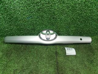 Накладка крышки багажника Toyota Camry 2006