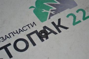 Кронштейн опоры капота Toyota Runx 2004