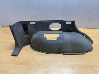 Обшивка багажника задняя левая Mitsubishi Pajero 2