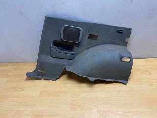 Обшивка багажника задняя правая Mitsubishi Pajero 2