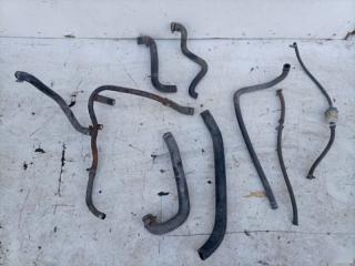 Запчасть патрубок системы охлаждения Audi 80 1986-1991