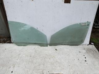 Фото запчасти стекло переднее Ford Focus 1 2001-2007 Б/У запчасть Запчасть стекло переднее Ford Focus 1 2001-2007
