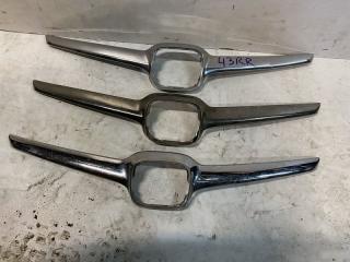 Запчасть накладка решетки радиатора Honda Accord 2002-2006 Б/У Накладка решетки радиатора Honda Accord 2002-2006 Б/У