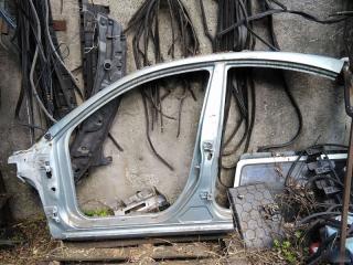 Порог стойки левый Mazda 3 2006-2009