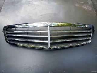 Решетка радиатора Mercedes C 2011-2015