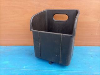 Бардачок Mercedes E