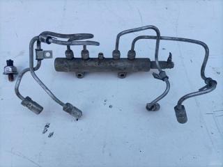 Запчасть трубка топливная Mitsubishi L200