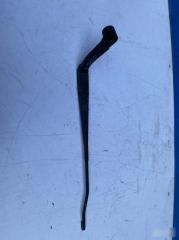 Запчасть поводок стеклоочистителя правый Mitsubishi L200 2006-2014